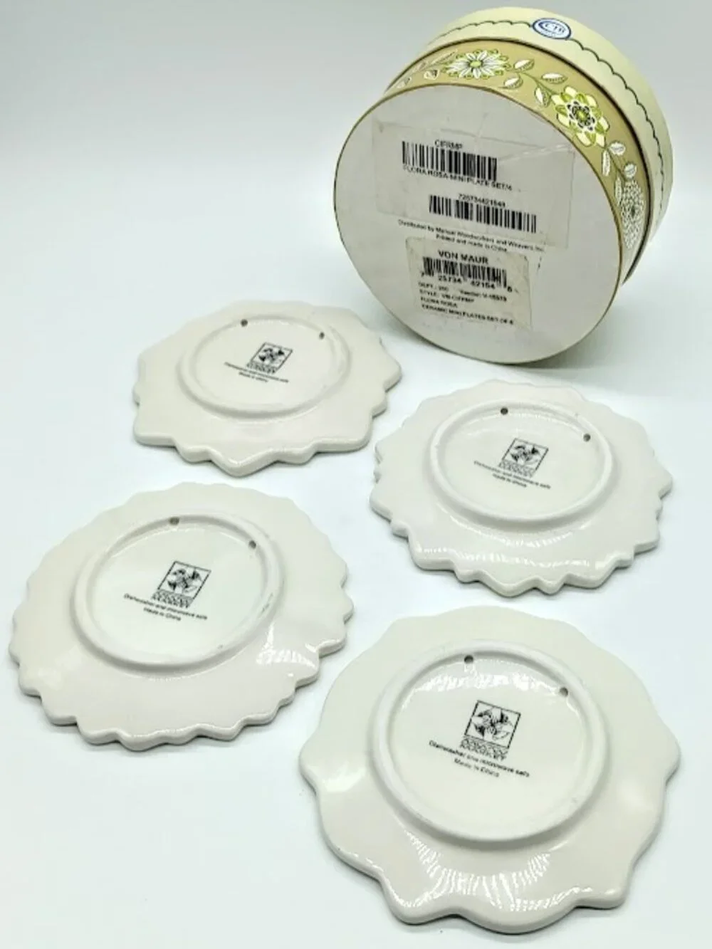 Boxed Set of 4 Flora Rosa Ceramic Mini Plates NIB